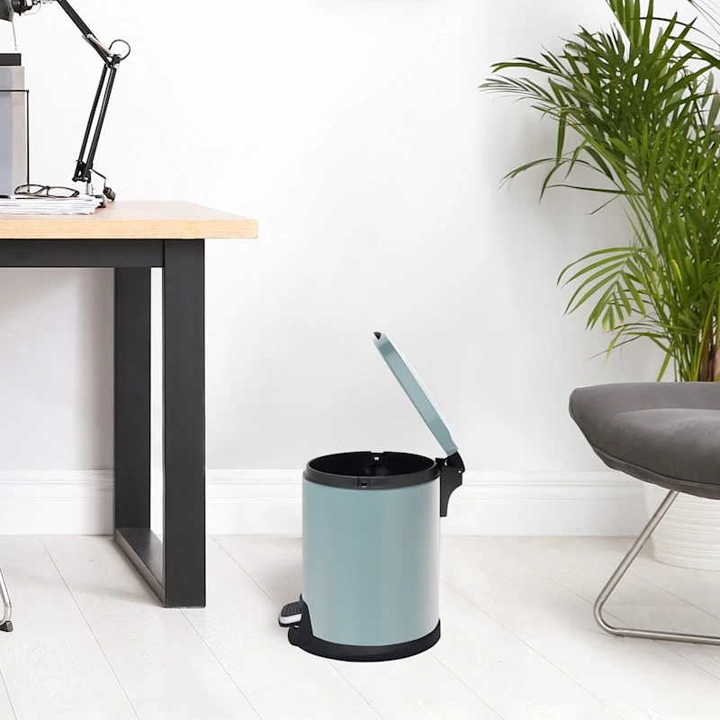 Blue Stainless Steel Round Pedal Bin, 5l 7 Blue Stainless Steel Round Pedal Bin, 5l - Image 5
