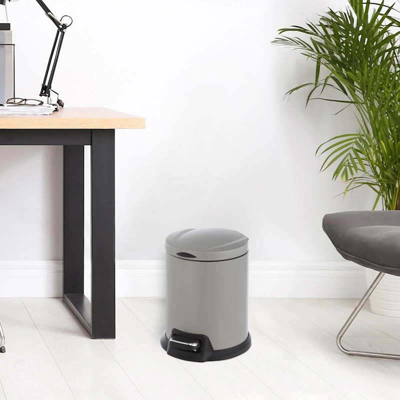 Gold Round Pedal Bin, 5l 8 Gold Round Pedal Bin, 5l - Image 6